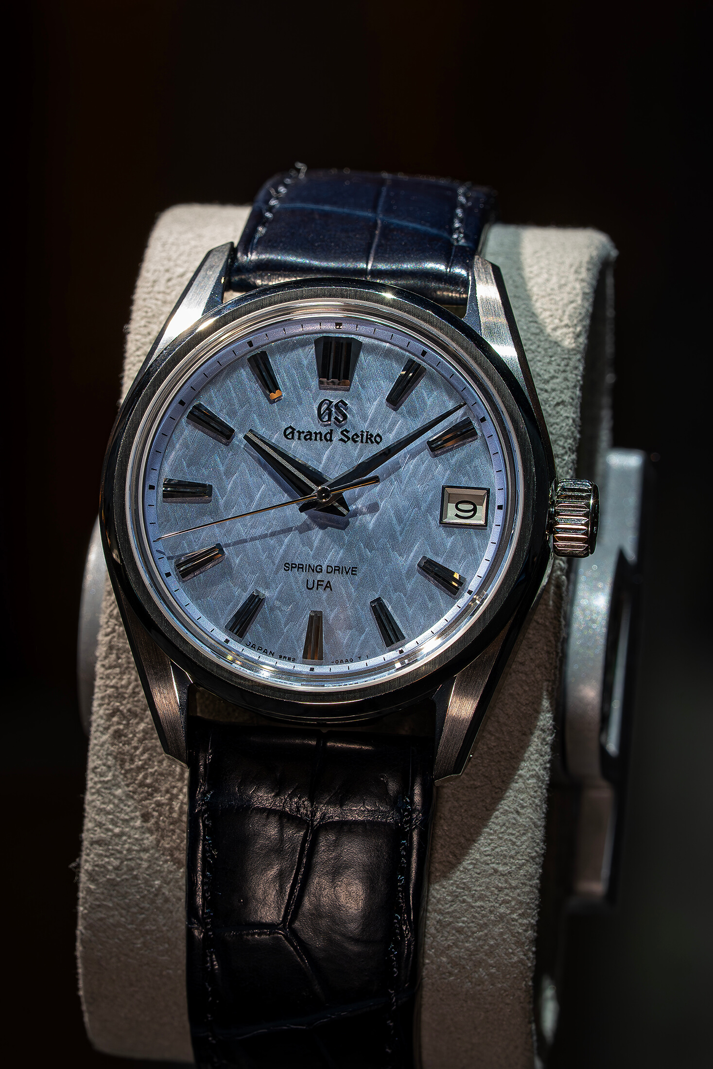 【現行定価20万】サルトリア イプシロン 最高級オーダー ネイビー ストライプ 現行定価20万】サルトリア イプシロン 最高級オーダー ネイビー