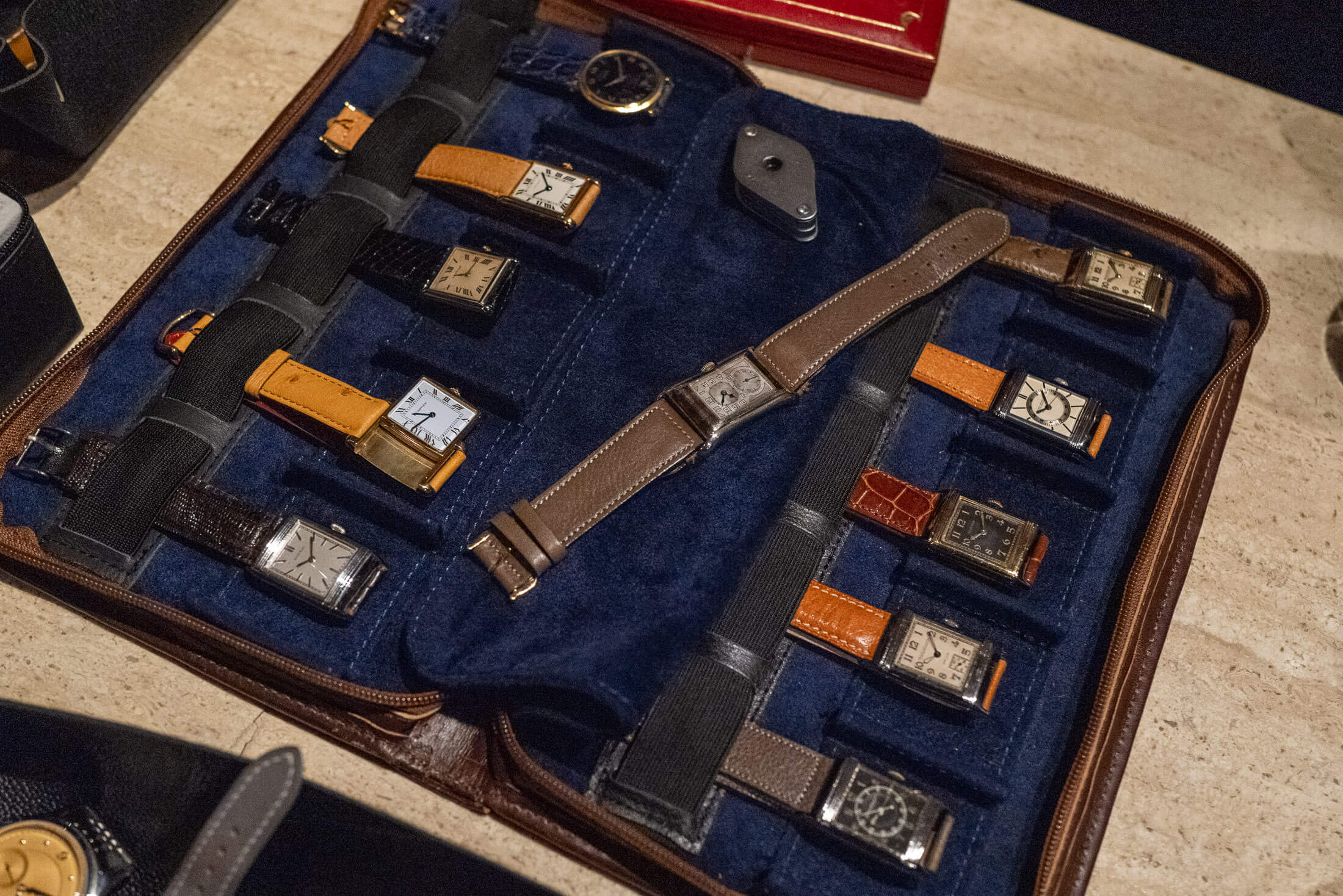 ジャガー・ルクルトやカルティエなどヴィンテージのスクエアケースウォッチの素晴らしいコレクション。