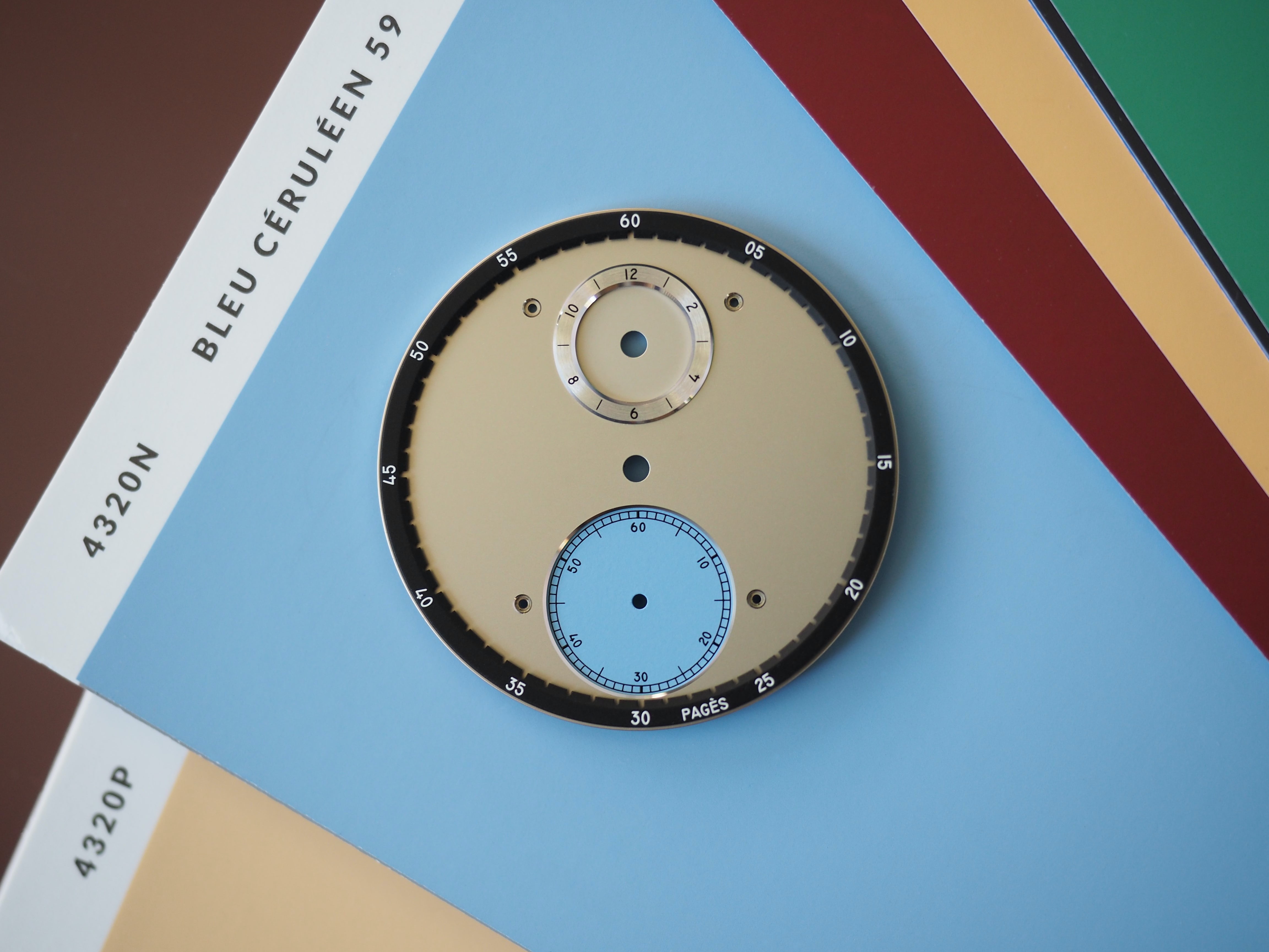 The dial of the Raùl Pagés Régulateur à détente RP1