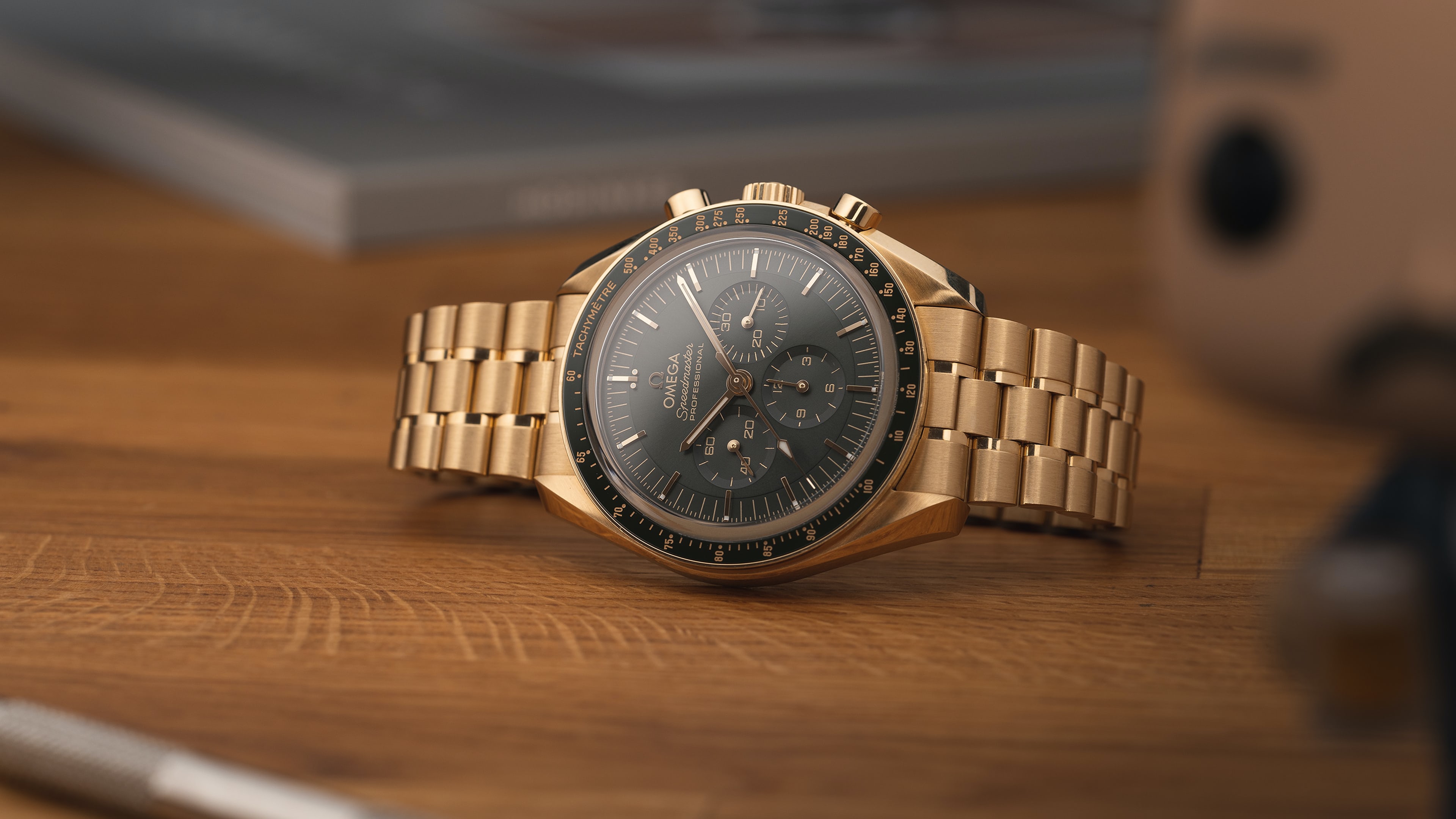 5月6日 ピンクムーンスウォッチ OMEGA ×SWATCH MOON Shine Gold シャインゴールド 新品未使用 - ブランド腕時計