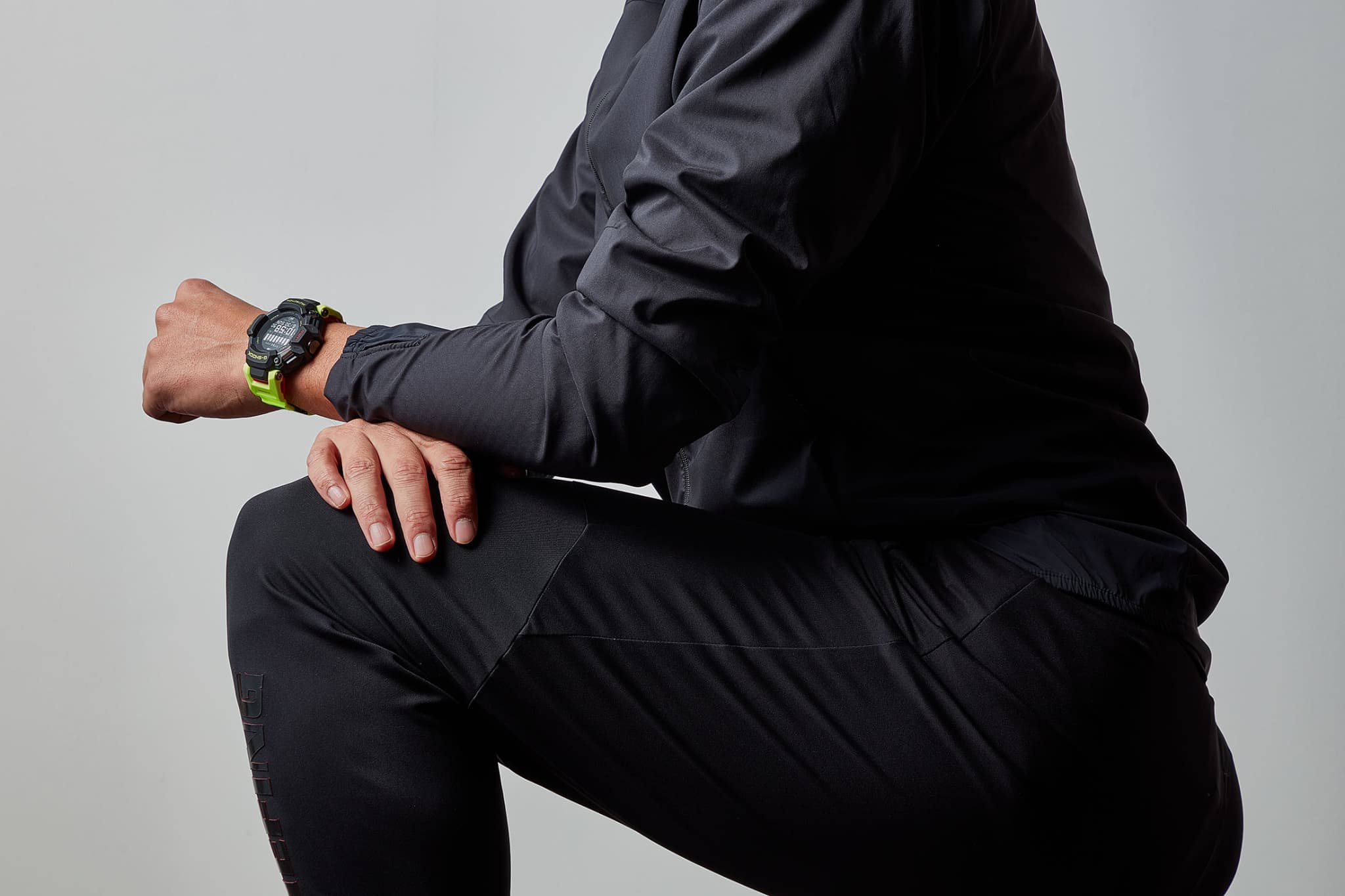 GBD-H2000-1A9JR着用カット