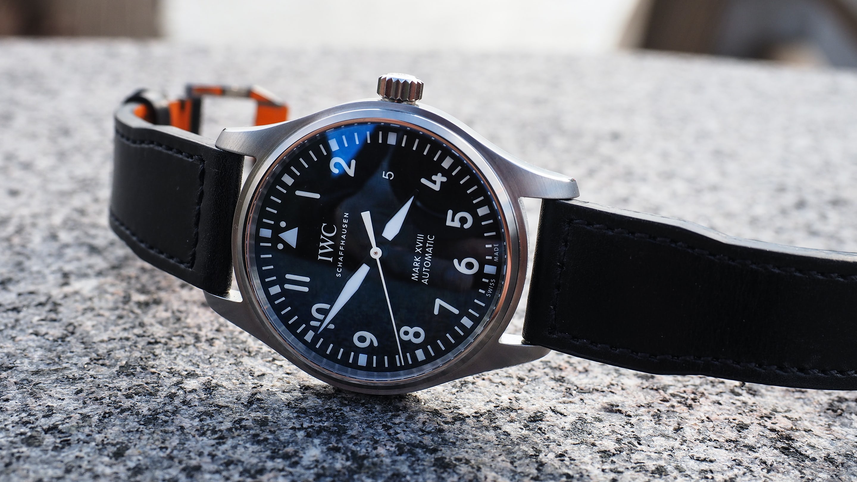 A Week On The Wrist: IWC パイロット・ウォッチ・マークXVIIIを1週間レビュー - Hodinkee Japan  （ホディンキー 日本版）