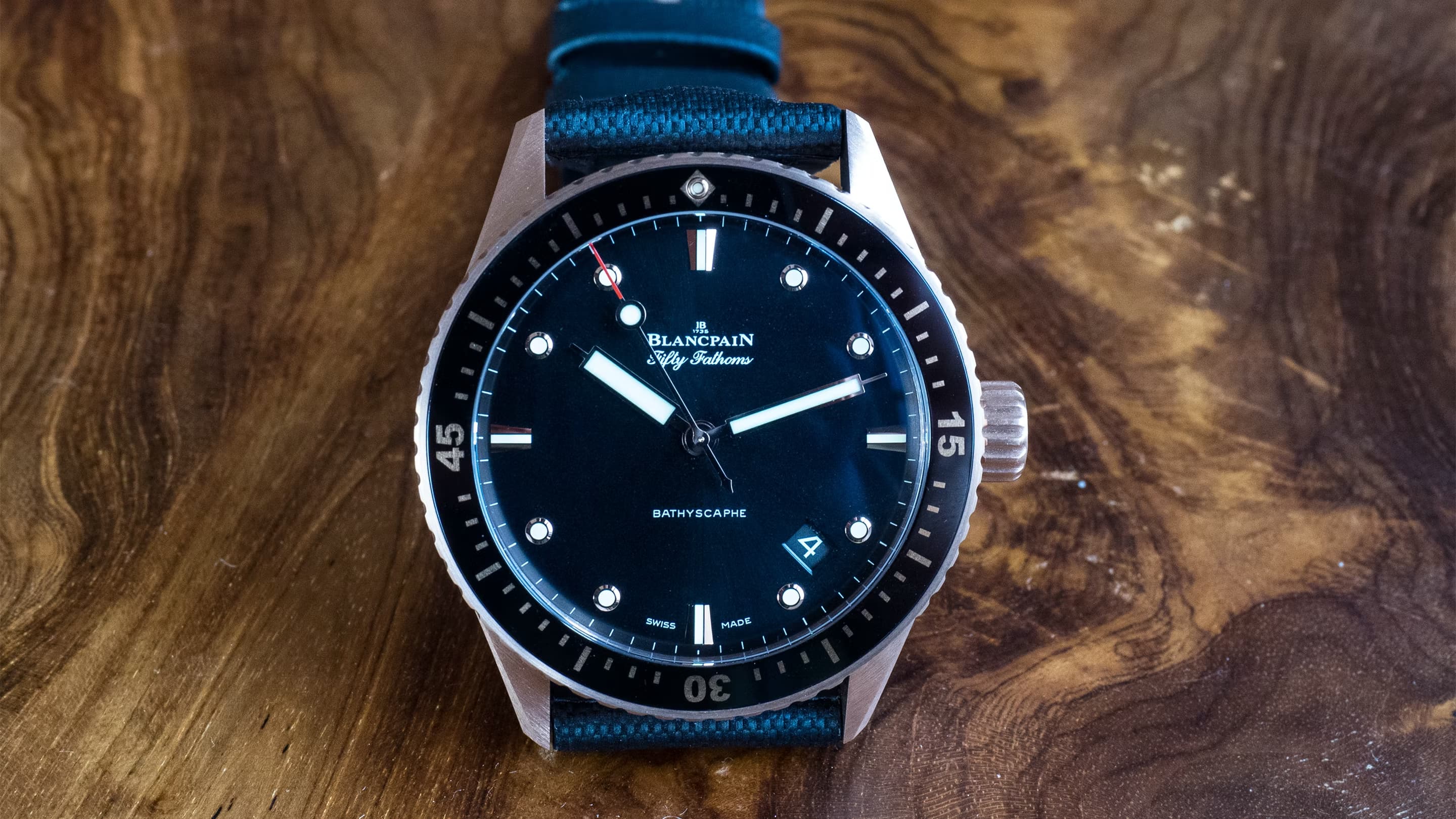 A Week On The Wrist: ブランパン フィフティ ファゾムス バチスカーフ